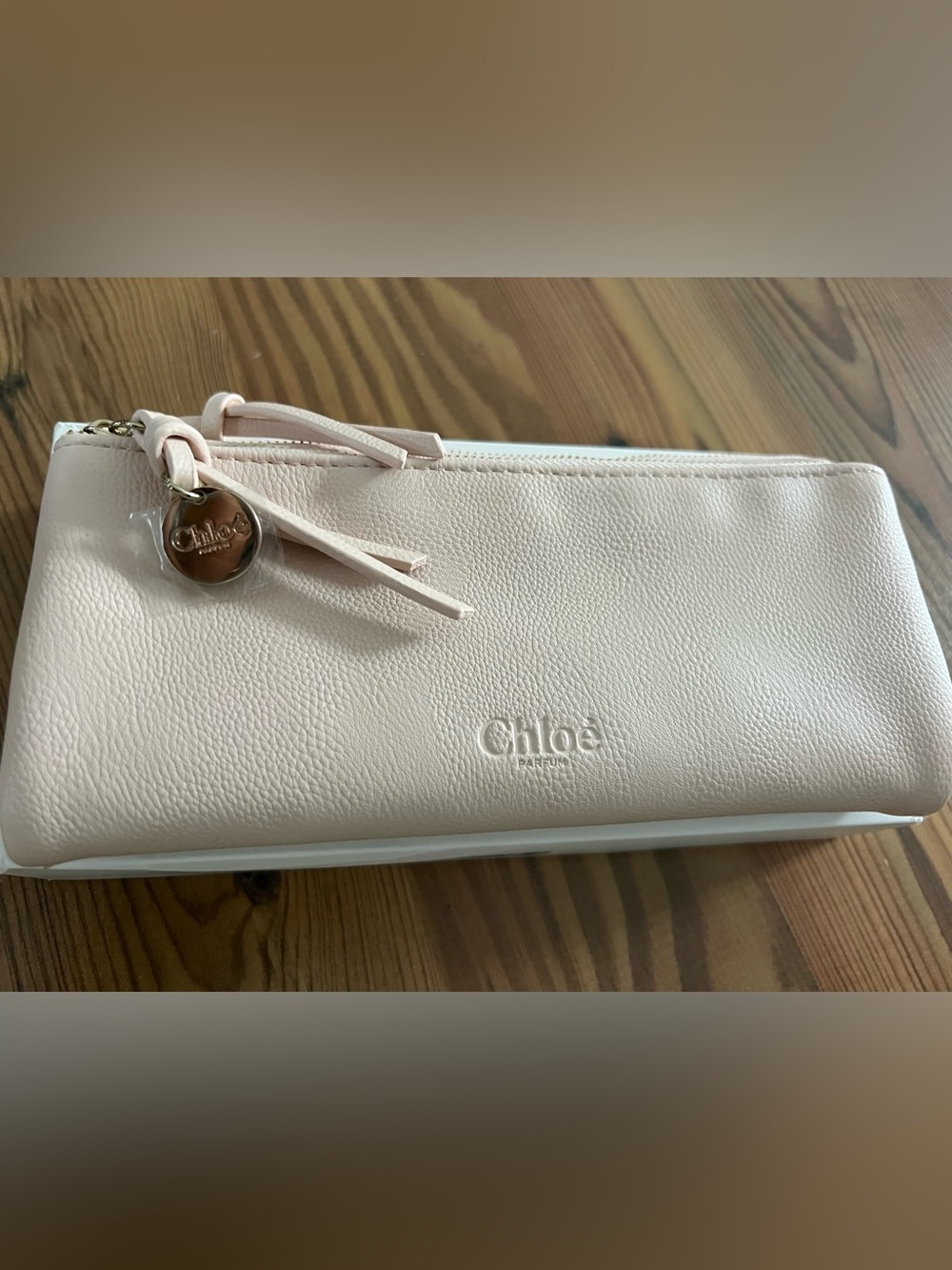 100% AUTHENTIC CHLOE Soft Pink Leather Double Zip Pouch - Picture 2 of 7